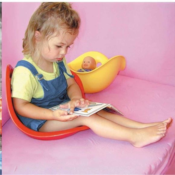 Fat Brain swiss design Yellow Kids Toy / chair - Picture 3 of 12